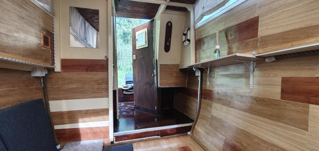 Nave Nel Bosco Bed & Breakfast Torresina Exterior foto