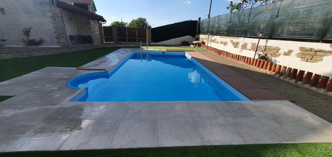 Nave Nel Bosco Bed & Breakfast Torresina Exterior foto